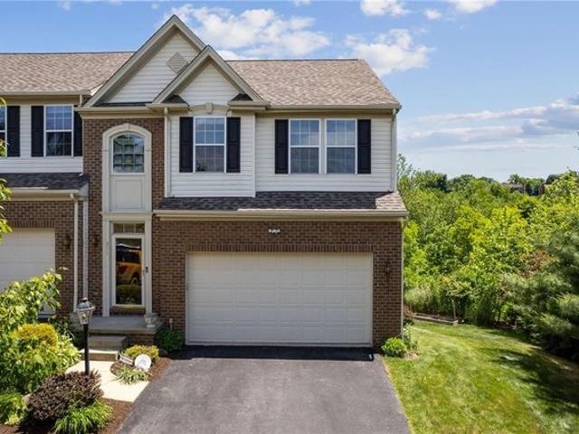 Townhouse for sale in Monroeville, Pennsylvania