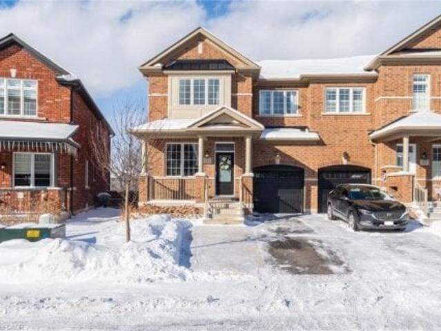 Townhouse for sale in Ancaster, Ontario