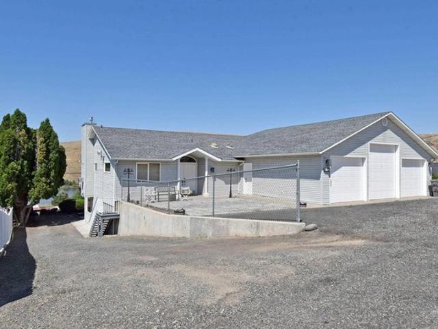 House for sale in Asotin, Washington