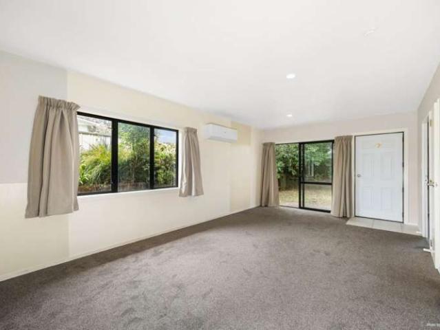 House for sale in Owhata, Oroua County