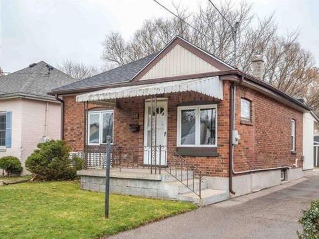 House for sale in Brantford, Ontario