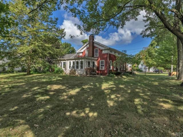 House for sale in Niagara, New York