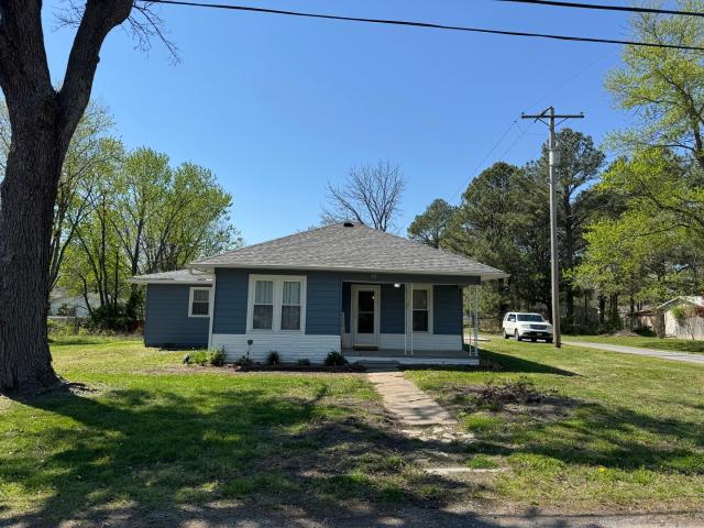 House for sale in Benton, Illinois