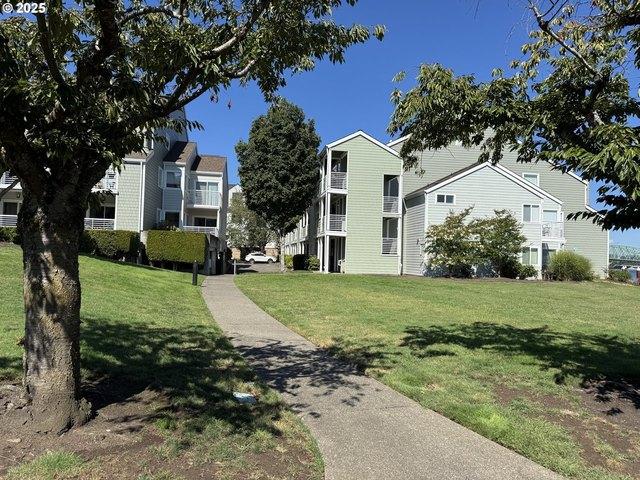 Condo for sale in Oregonia