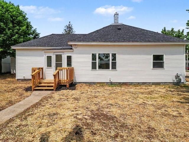 House for sale in Ludington, Michigan