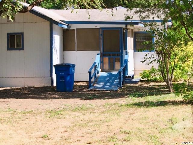 House for sale in Pearsall, Texas