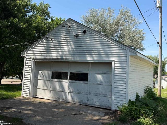 House for sale in Charter Oak, Iowa