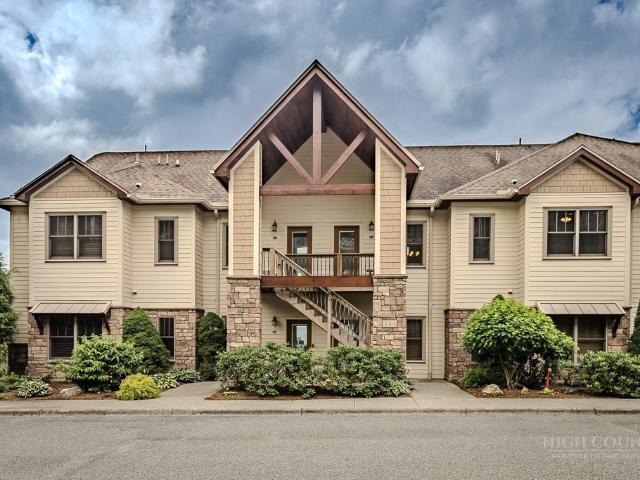 Condo for sale in Avery, North Carolina