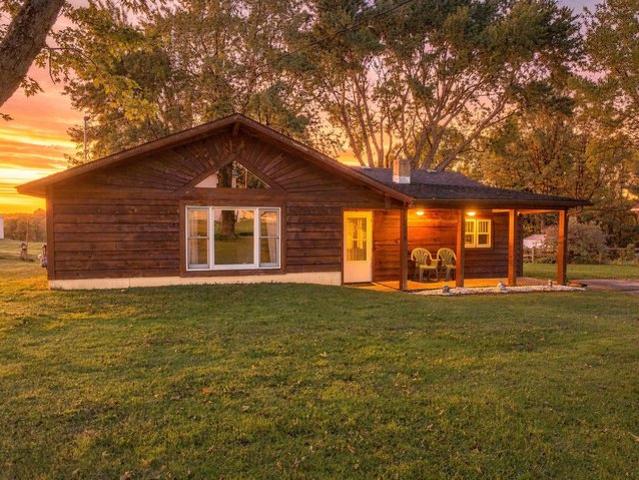 House for sale in Granton, Clark County