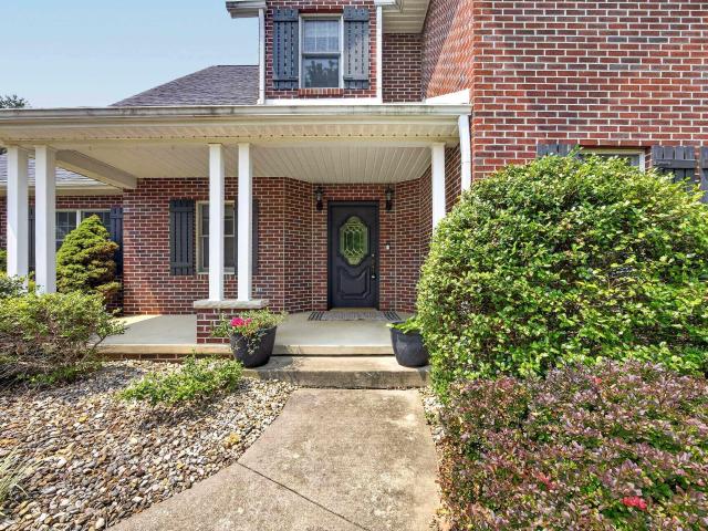 House for sale in Avoca, Bedford