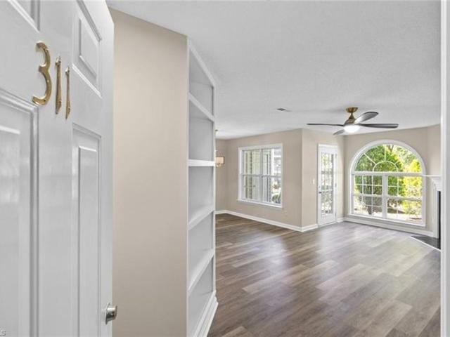 Condo for sale in Pfafftown, North Carolina