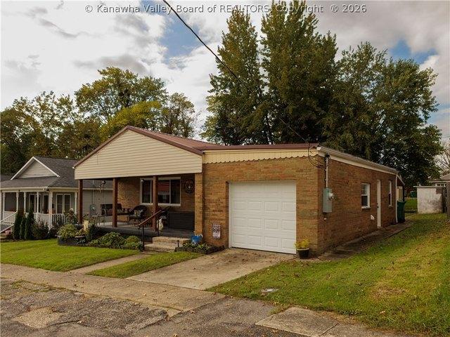 House for sale in Hurricane, Putnam County