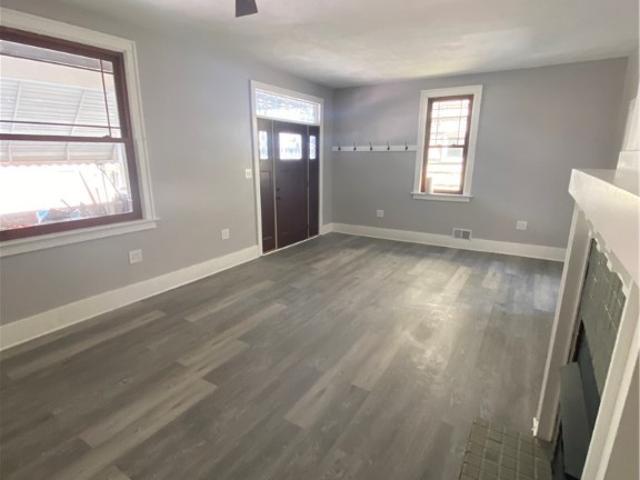 House for sale in Elizabeth, Pennsylvania