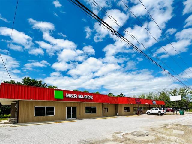 Commercial for sale in Clyde