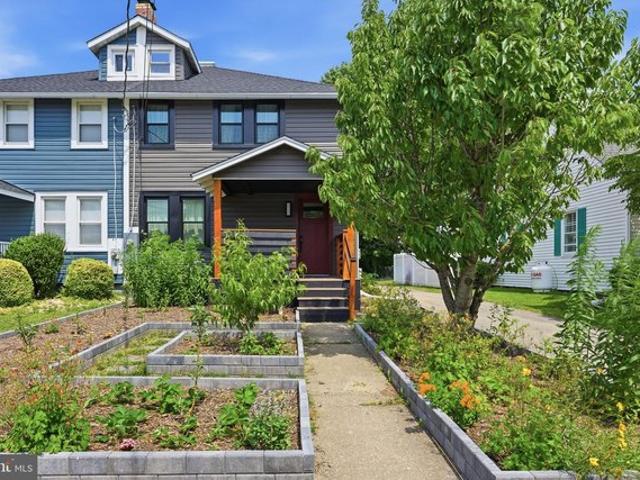 Townhouse for sale in Delaware