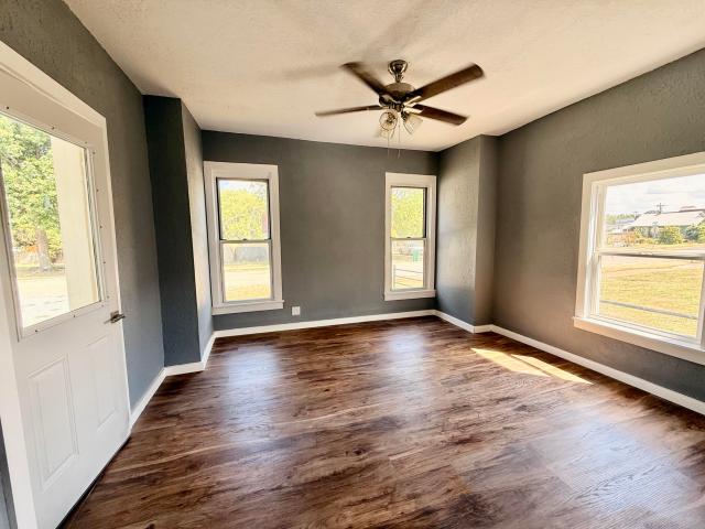 House for sale in Mountain Grove, Wright County