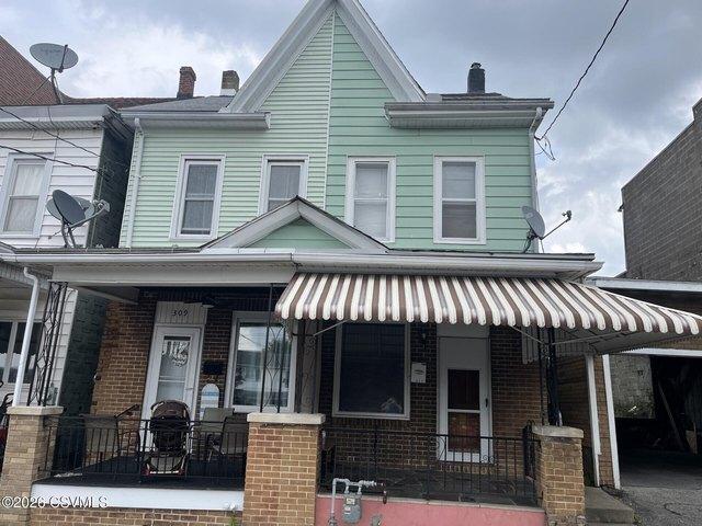 House for sale in Mount Carmel, Pennsylvania