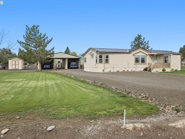 House for sale in Oregonia