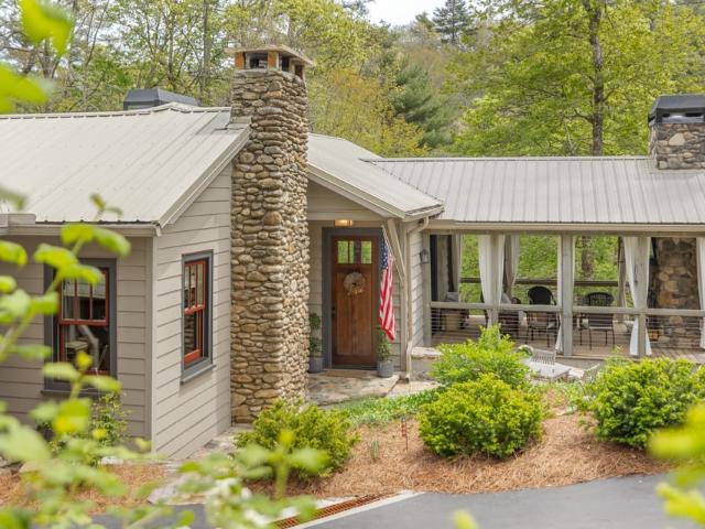 House for sale in Highlands, North Carolina