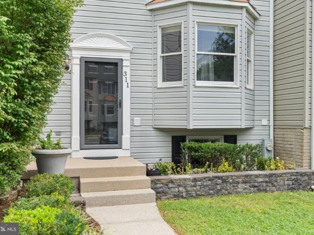 Townhouse for sale in Arnold, Maryland