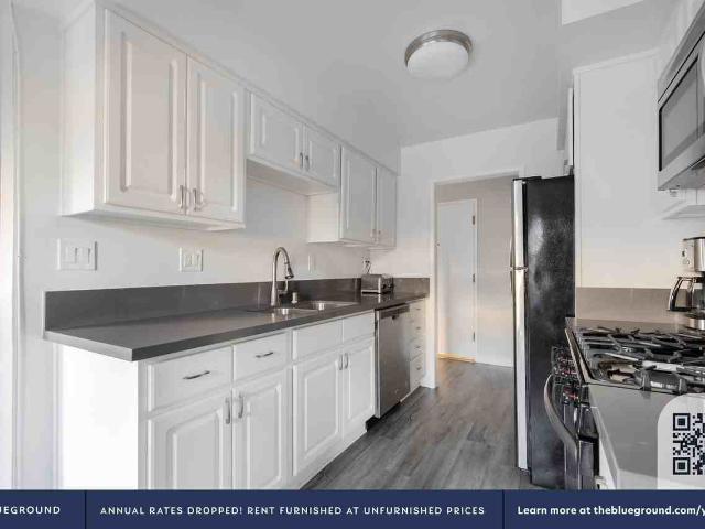 Apartment for rent in Canoga Park, California