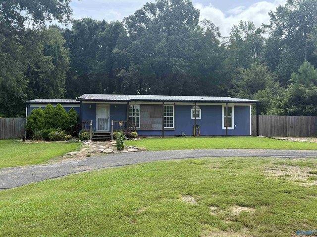 House for sale in Centre, Alabama