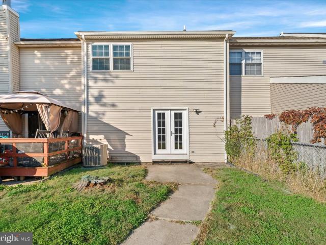 Townhouse for sale in Delaware