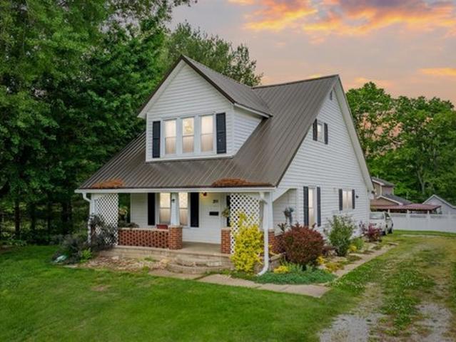 House for sale in Manchester, Ohio