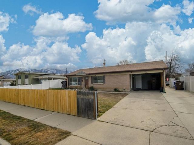 House for sale in Midvale, Utah