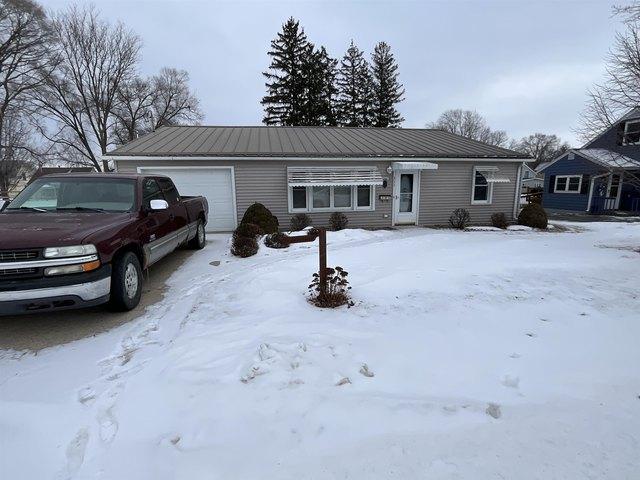 House for sale in Elgin, Iowa