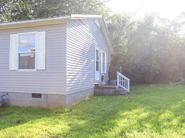 House for sale in Mayfield, Kentucky