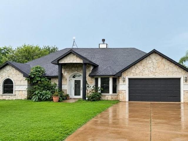 House for sale in Cameron, Texas