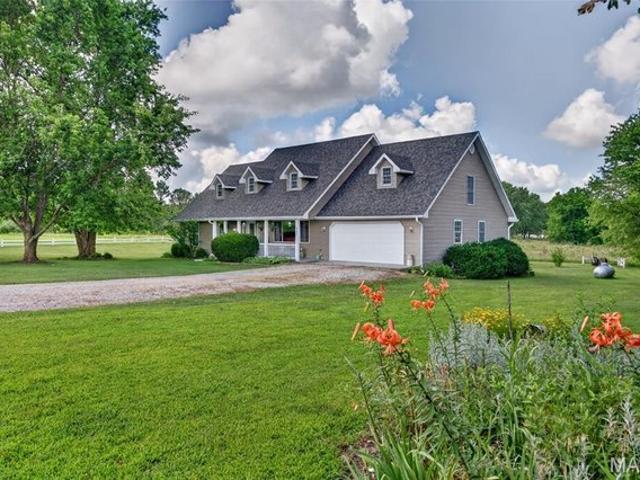 House for sale in Laclede, Missouri