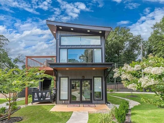 House for sale in College Park, Georgia