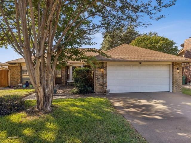 House for sale in Bedford, Texas
