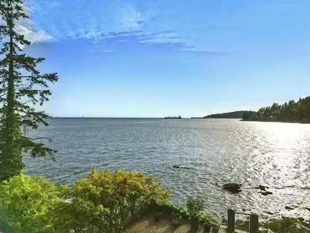 House for sale in West Vancouver, British Columbia