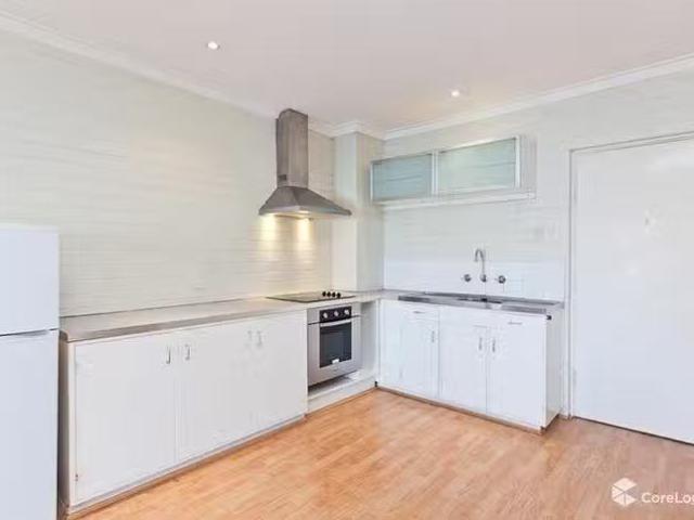 Apartment for rent in Crawley