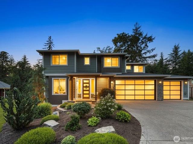 House for sale in Black Diamond, Washington