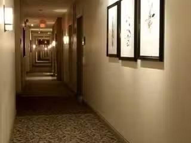 Condo for rent in Bedford Park