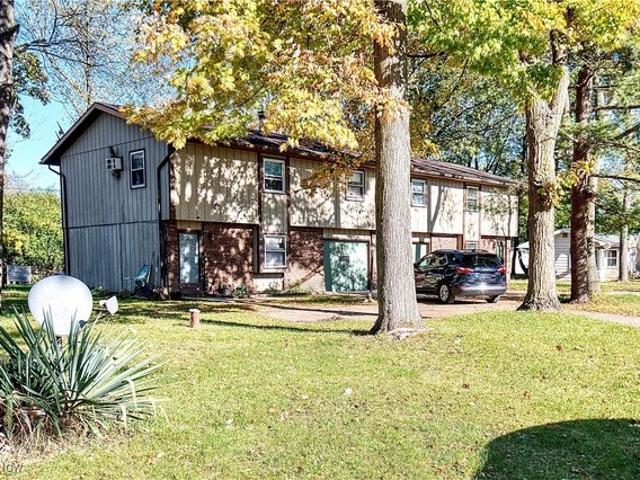 House for sale in Summit, Ohio