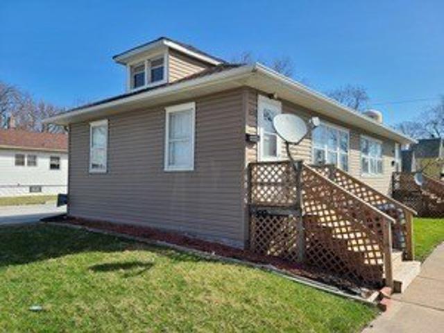 House for sale in Steger, Illinois