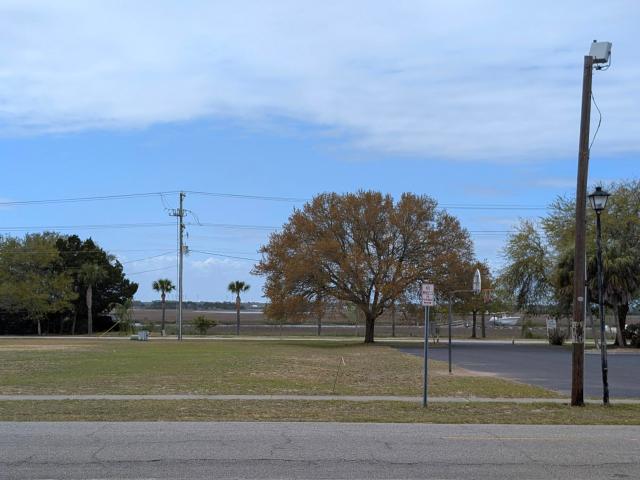 Land for sale in Sullivans Island, South Carolina