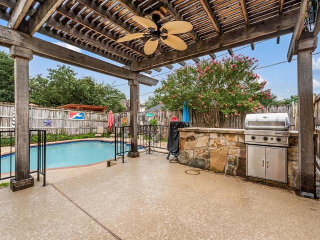 House for sale in Hurst, Texas