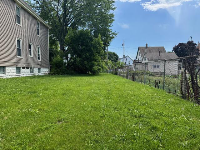 Land for sale in Milwaukee, Wisconsin