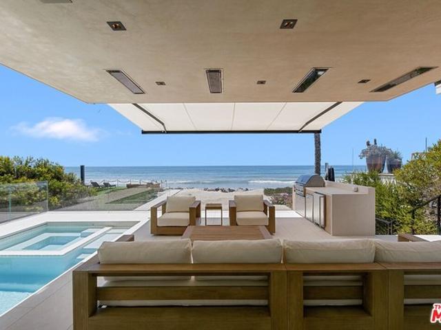 House for sale in Malibu, California