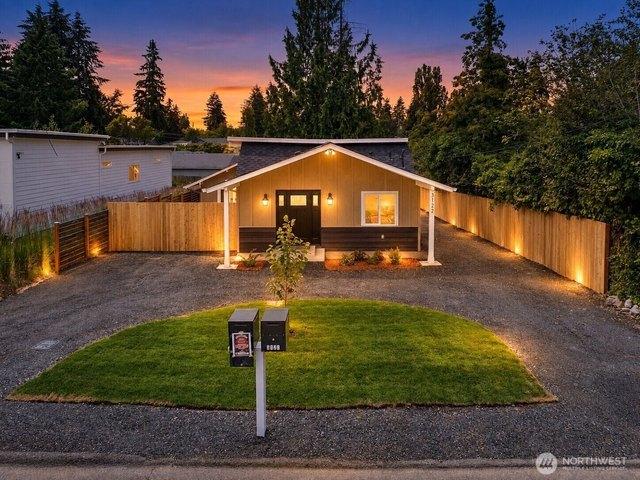 House for sale in Monte Vista Apartments, University Place