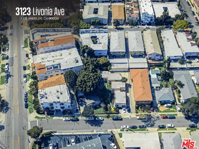 Property for sale in Canoga Park, California