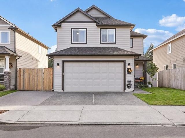 House for sale in Ridgefield, Clark County