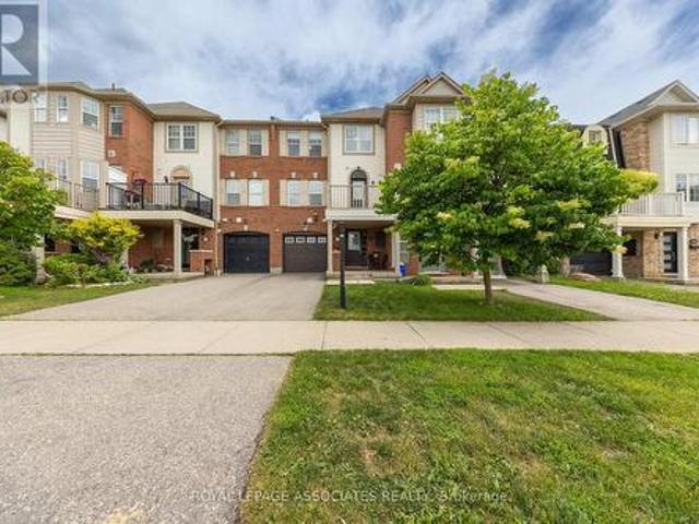 House for sale in Oakville, Ontario