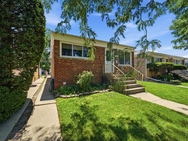 House for sale in Evanston, Illinois